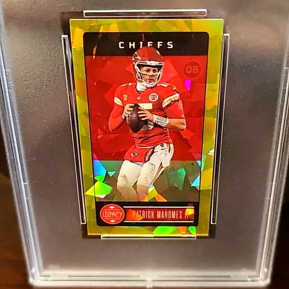 Patrick Mahomes rare mini yellow diamond - Picture 1 of 8